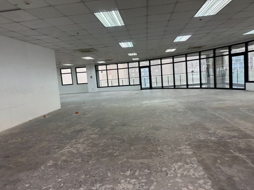 Unfurnished Office Space in Bonifacio Global City (BGC) Taguig for Lease with 24/7 Accessibility