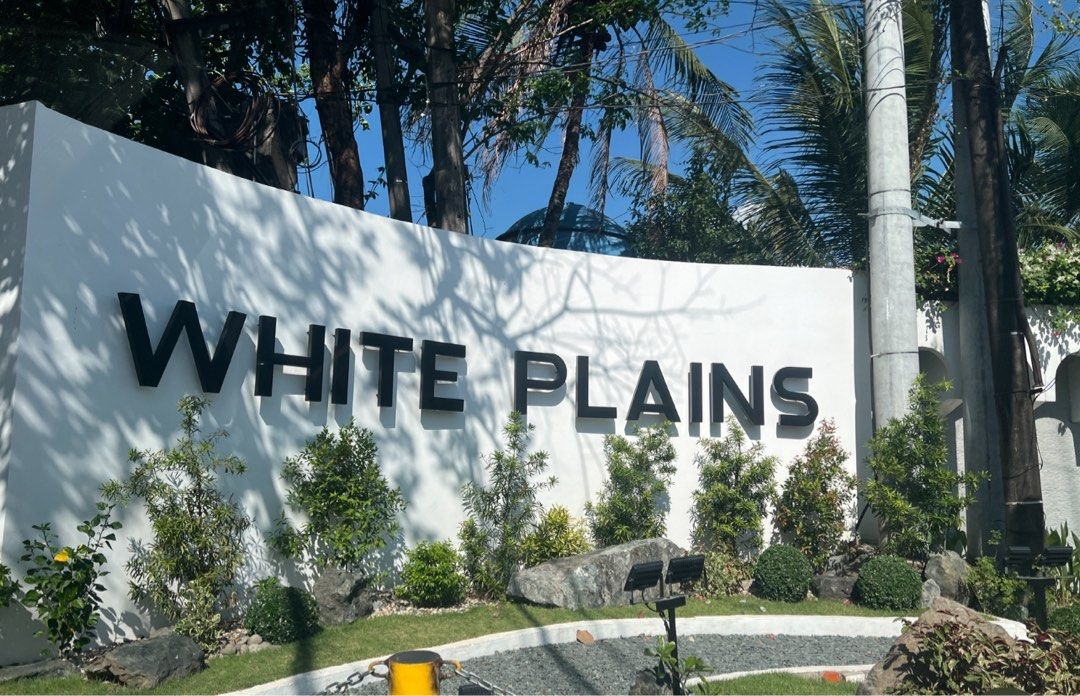 Lot for Sale in White Plains, Quezon City 426 sqm 