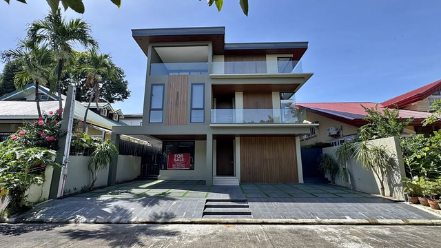 5BR House for Sale in Paranaque City (TG-MG166-MKT)