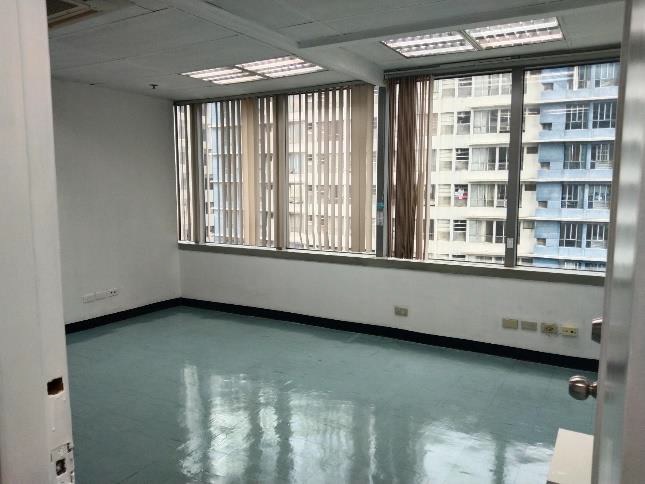 Office Space for Lease in Ortigas Center Pasig with Pantry and Meeting Rooms