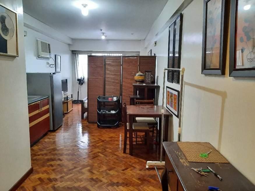 For Sale Studio unit at the Columns Ayala