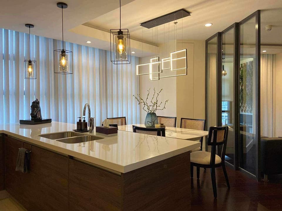 Luxury 2 Bedroom Condo For Sale | Garden Towers Makati